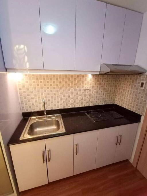 Cozy Studio Unit At Sun Residences Quezon City Εξωτερικό φωτογραφία